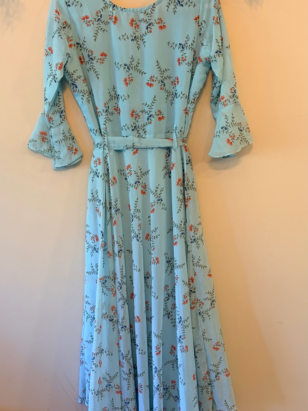 Romantic Cottagecore Floral Maxi Dress - Picture 8 of 9